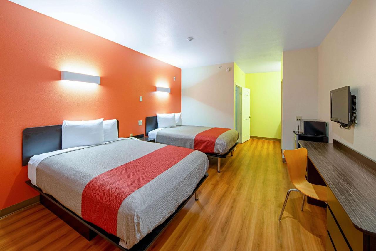 Motel 6-Rhome, Tx Ngoại thất bức ảnh