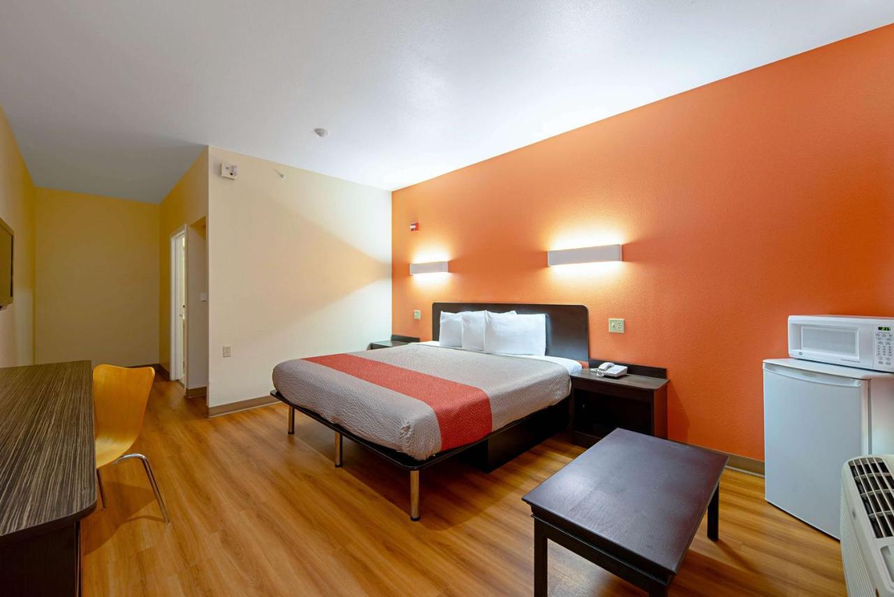 Motel 6-Rhome, Tx Ngoại thất bức ảnh