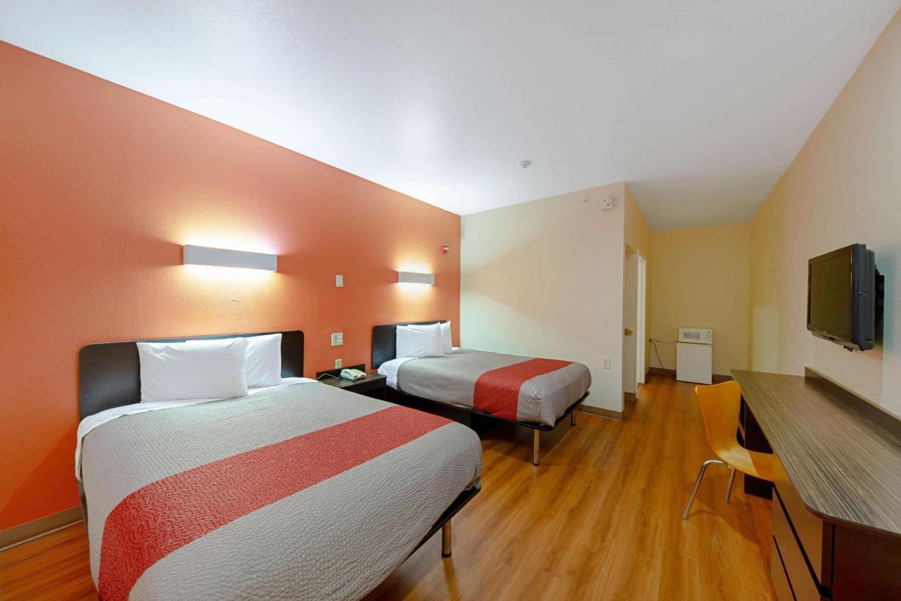 Motel 6-Rhome, Tx Ngoại thất bức ảnh