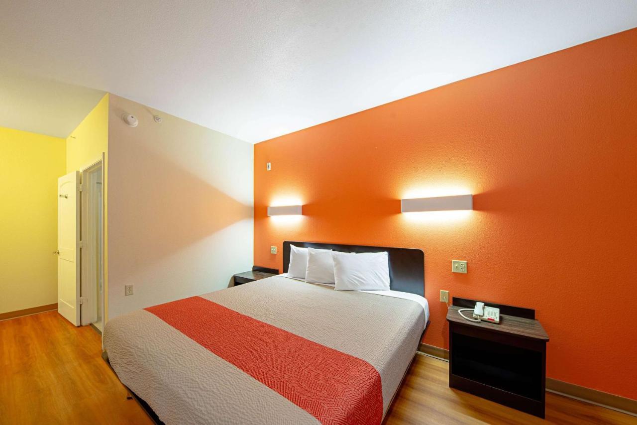 Motel 6-Rhome, Tx Ngoại thất bức ảnh
