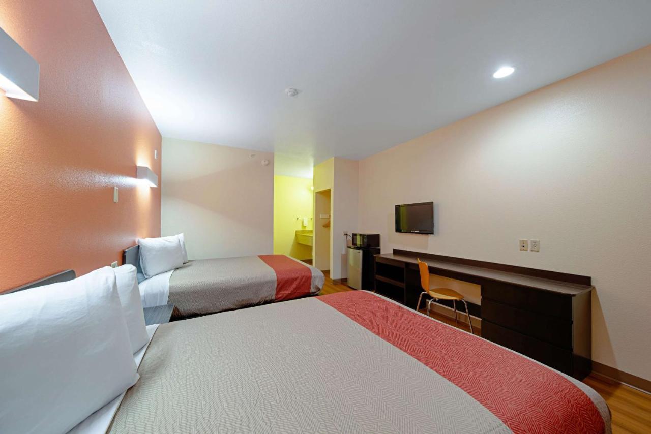 Motel 6-Rhome, Tx Ngoại thất bức ảnh