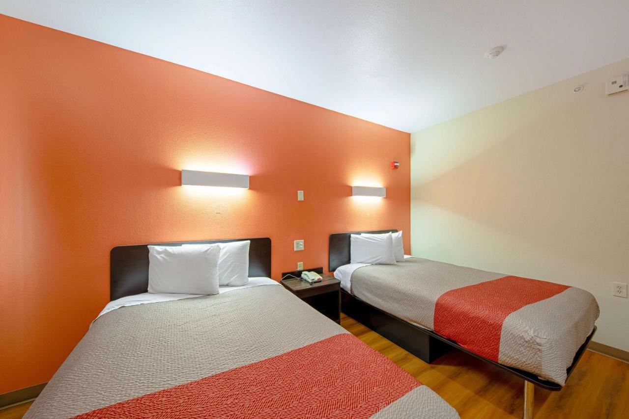 Motel 6-Rhome, Tx Ngoại thất bức ảnh